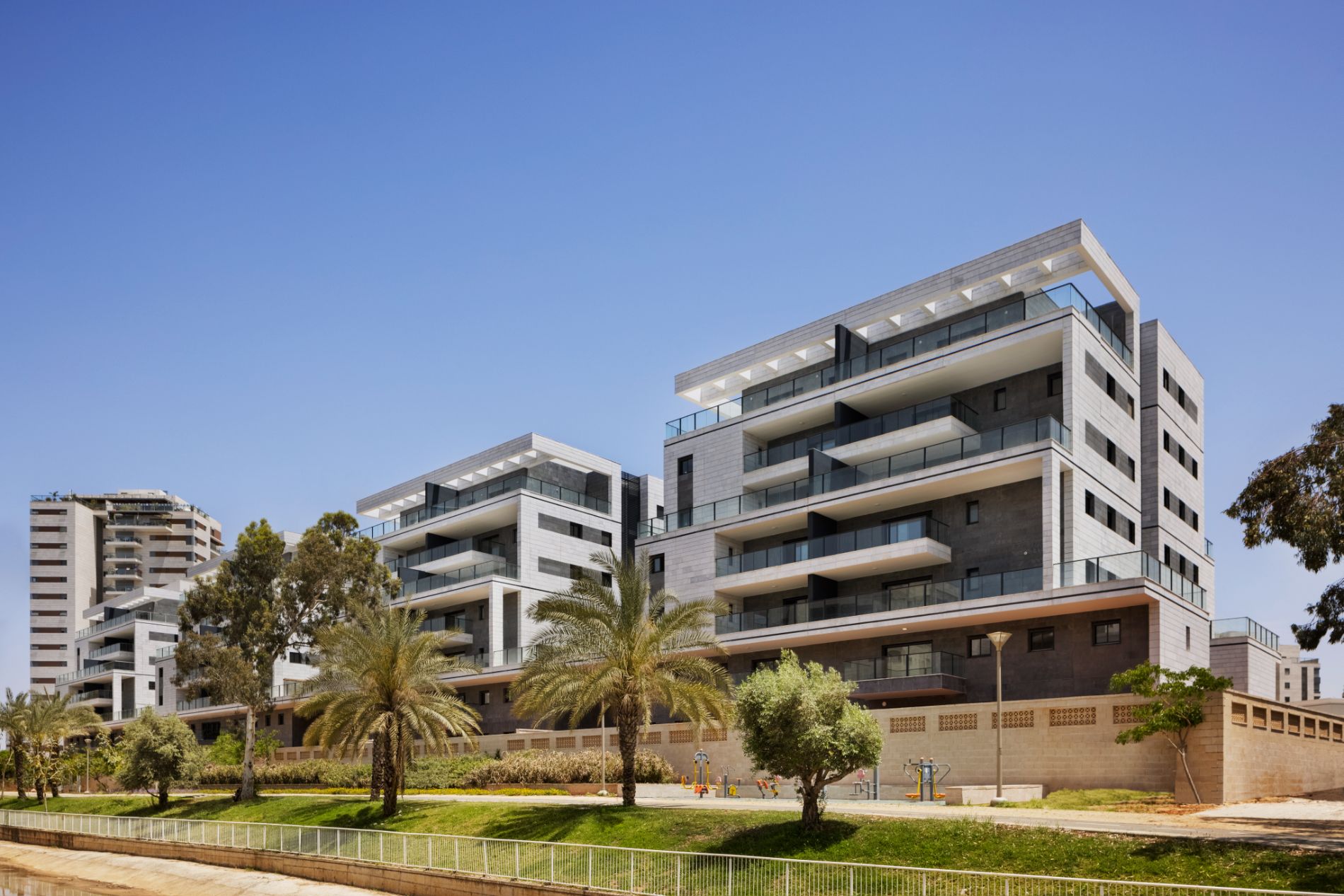 Photograph of buildings view in Yavne project