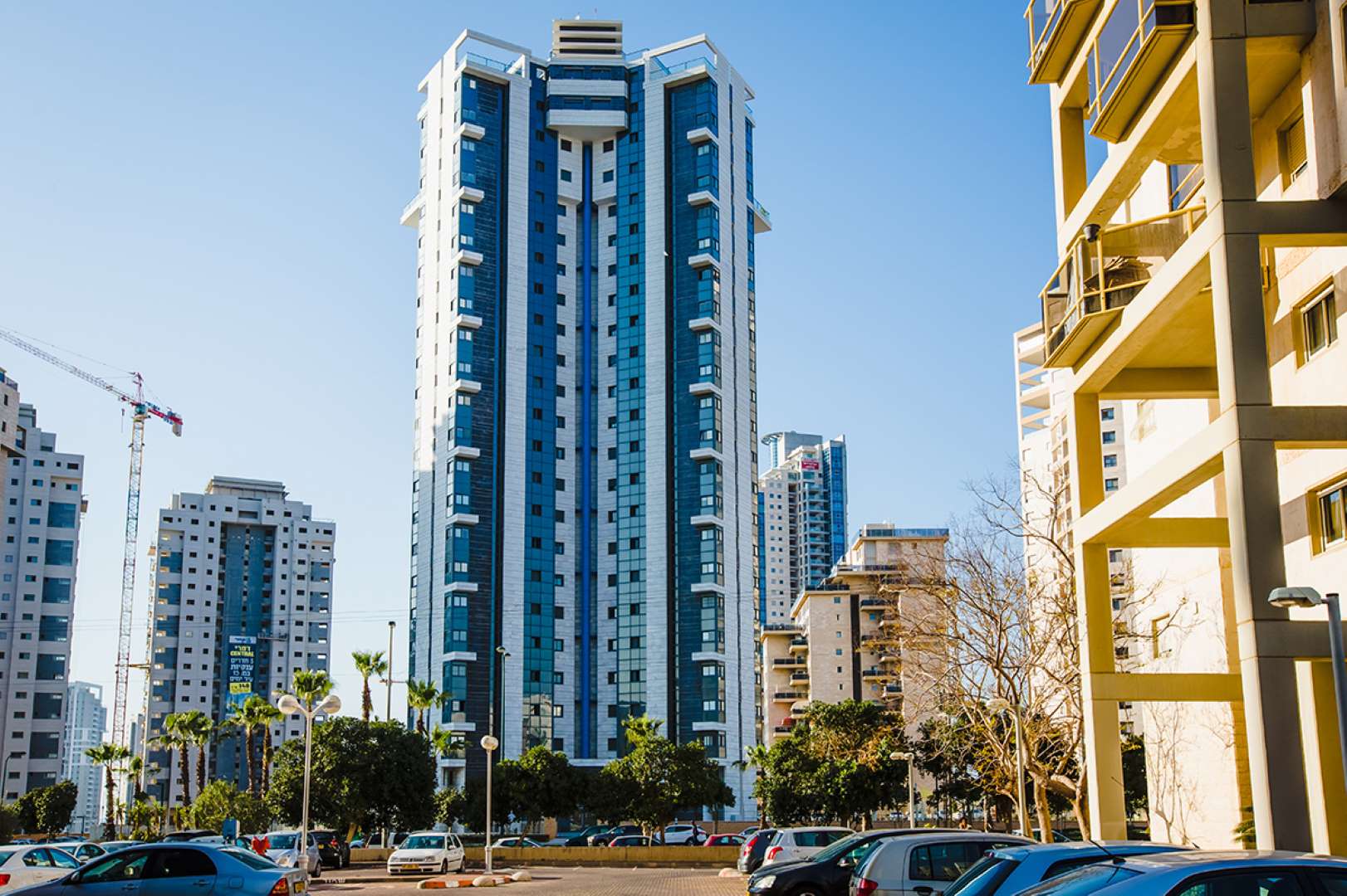 Photo of a building from the SEE UNIK project in Netanya